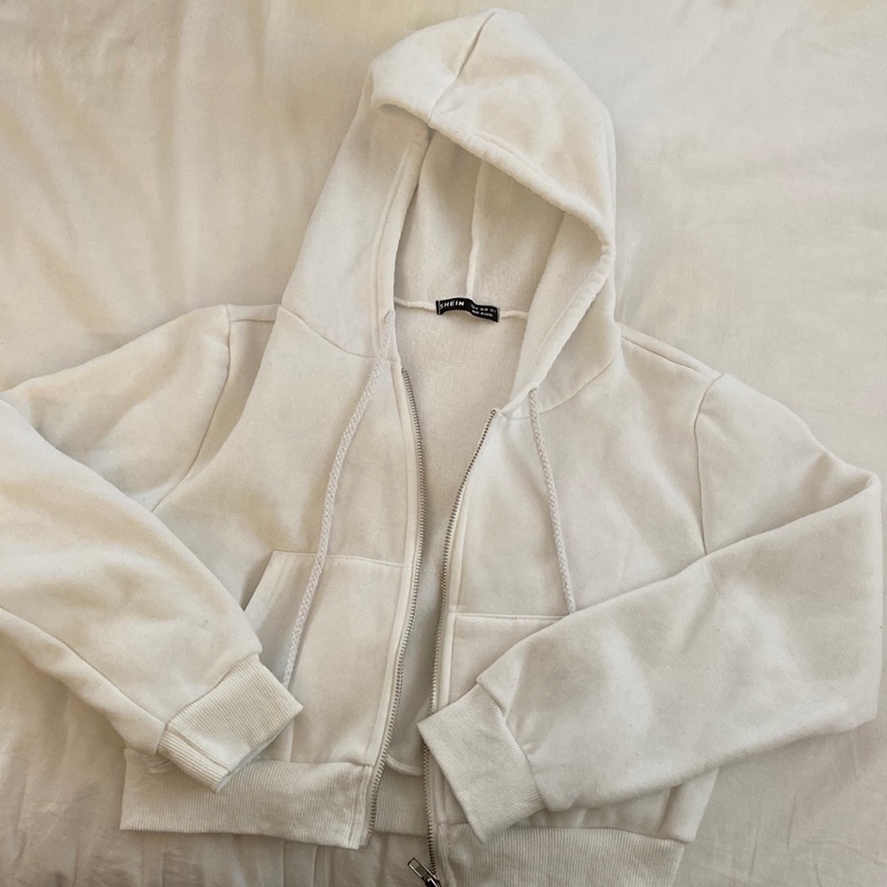 SHEIN CROPPED ZIP UP HOODIE